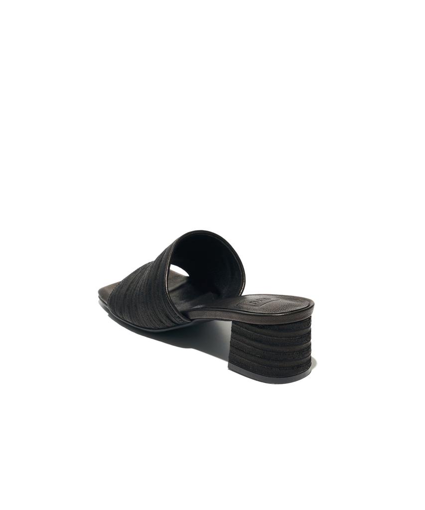 Ryu Classic Pulish Slippers _ Bk