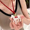 Красочный кулон в виде лошади и вишни, длинное ожерелье для женщин, регулируемая цепочка для свитера, ювелирное изделие, модный аксессуар, чокеры