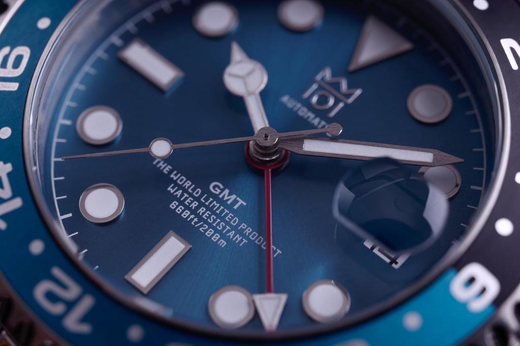 НОВАЯ модель механических часов Hyakuichi с автоматическим ручным заводом и функцией GMT, водонепроницаемость 200 м, браслет из нержавеющей стали с индикацией даты, цвет Viking Blue [HYAKUICHI 101]