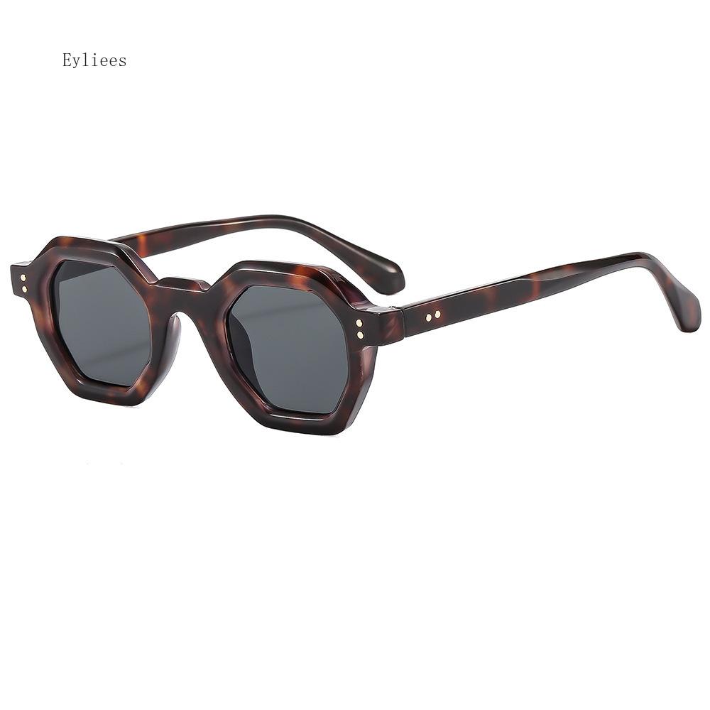 Retro Amber Polygon Small Square Women Sunglasses Retro Rivets Men Shades Fashion Trending Outdoor Sports Sun Glasses Gafas