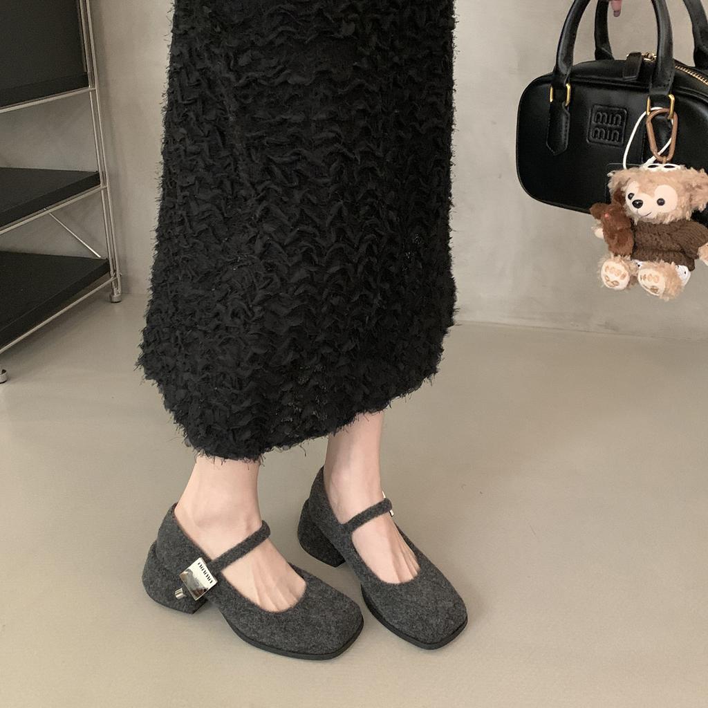 French Velvet Thick Heel Single Shoes Women's Autumn and Winter New One-word Buckle with Retro Square Head Light Mouth Mary Jane Shoes