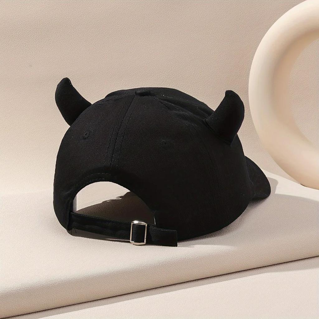 Men's and Women's Hip-hop Baseball Duckbill Cap Outdoor Street Rings Hat