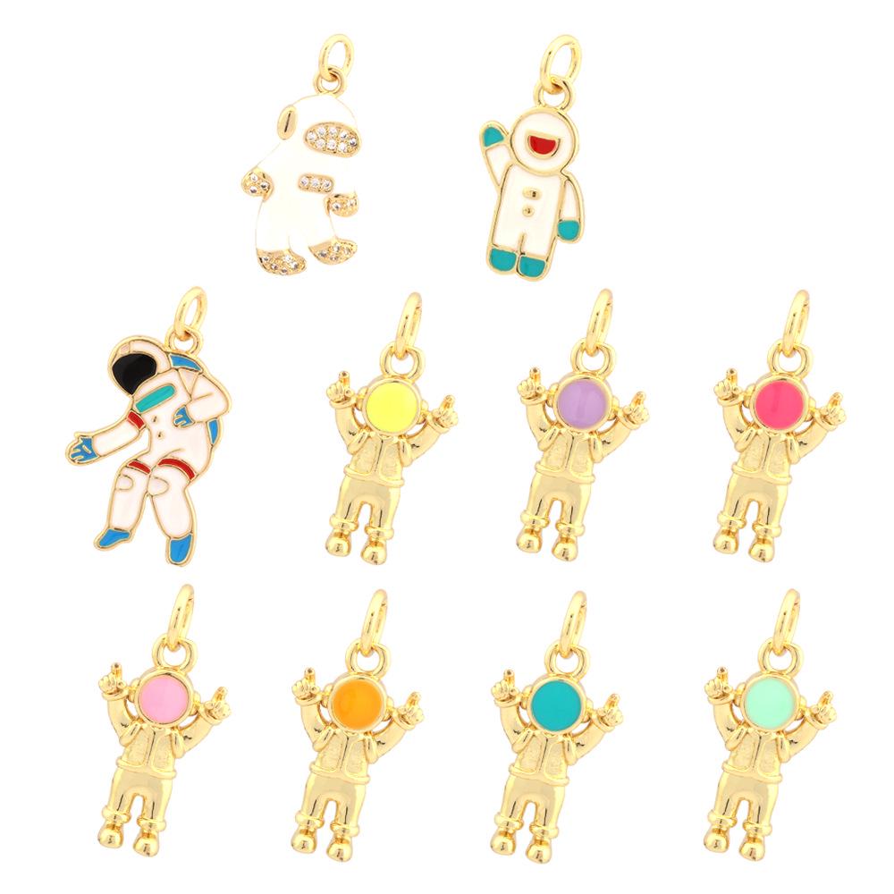 Ожерелье с подвеской-астронавтом с покрытием из 18-каратного золота, с капельной эмалью и микроинкрустацией