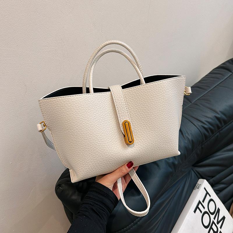 Chic French Handheld Bag for Women's Spring Summer New Commuter Single Shoulder Crossbody Bags Large Capacity Bucket Bag