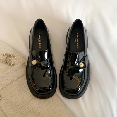 Мягкие однобортные туфли с золотой монетой, толстые каблуки, ленивые мокасины на толстом каблуке, женские маленькие кожаные туфли