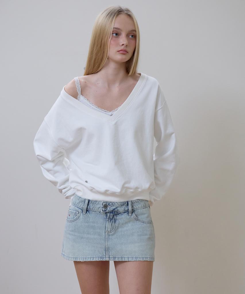 Rosefranz Deep V-Neck Sweatshirt [Ivory]