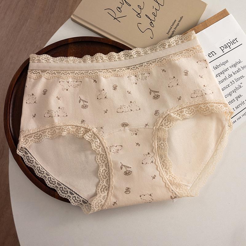 Pastoral Girl Antibacterial Mid-Waist High Elasticity Triangle Panties for Women - Soft & Comfortable with Extended Crotch