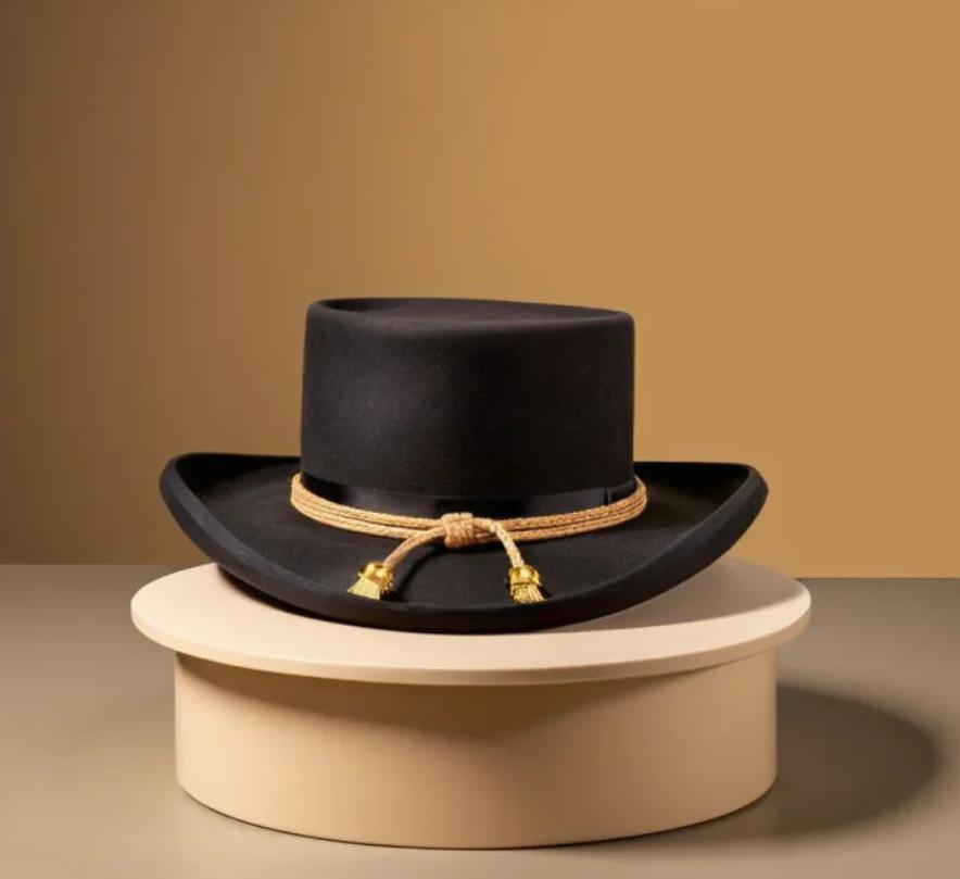 Производитель украшенных тесьмой шерстяных фетровых шляп