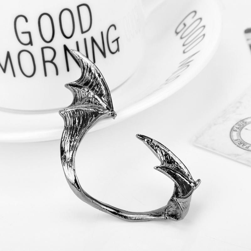 Сплав серьги-подвески, модные индивидуальные серьги в стиле панк-гот-вампир-летучая мышь