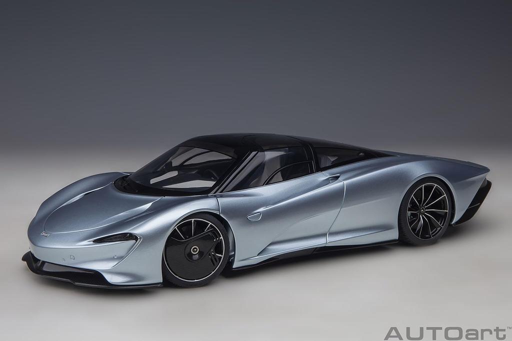 AUTOart AUTOart McLaren Speedtail Metallic Light Blue Готовый продукт 1/18