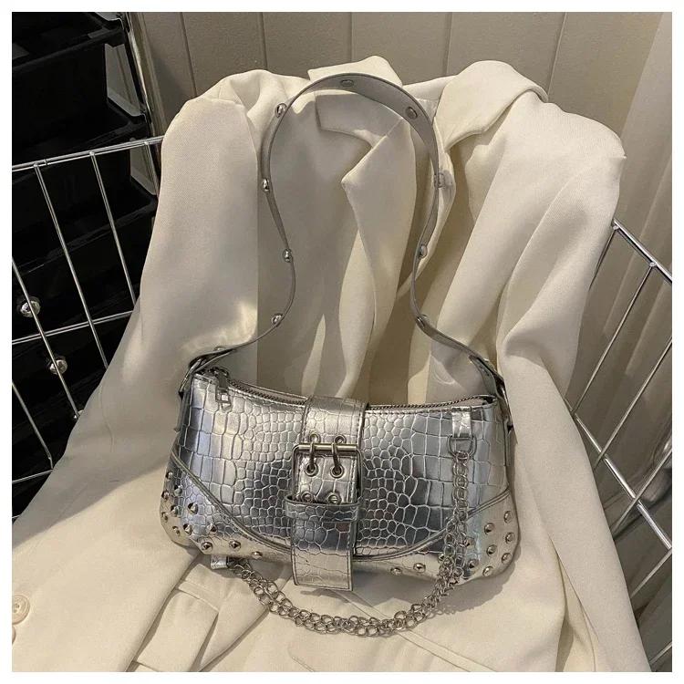 Модные женские сумки через плечо, новые высококачественные, горячая распродажа, универсальные, трендовые, на молнии, с заклепками, молодежные женские сумки