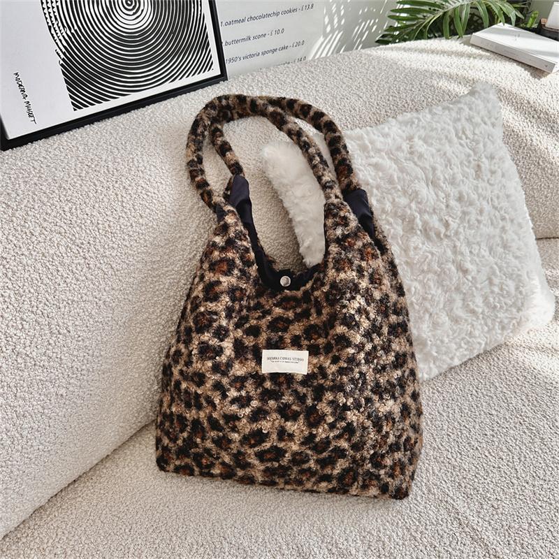 Пушистая наплечная сумка для женщин, ретро-модная сумка-тоут с леопардовым принтом, большая вместимость, студенческая сумка для девочки из овечьей шерсти для хранения CLE