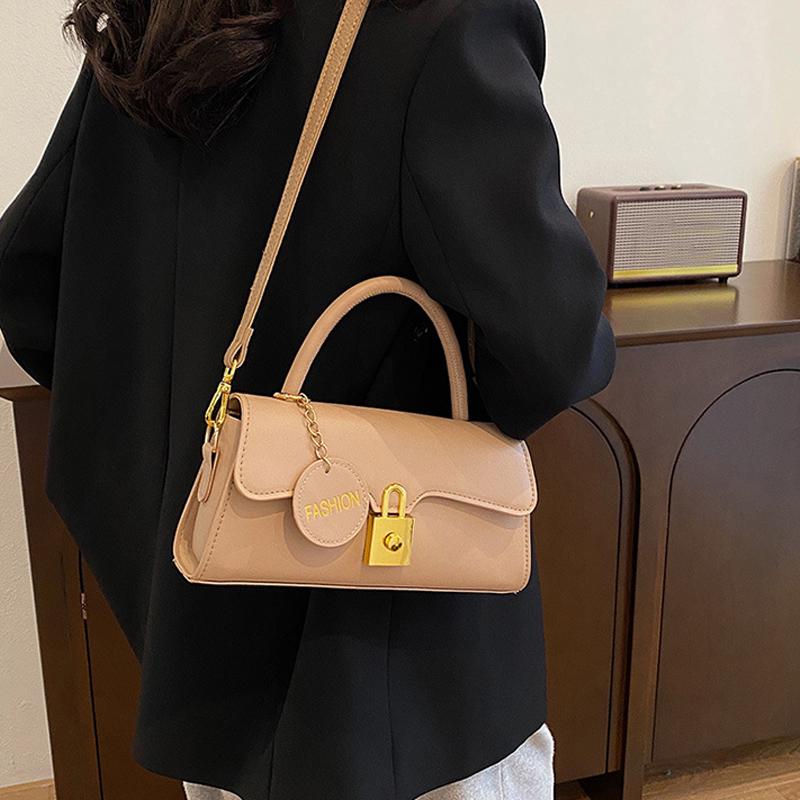 Women's Bags New Fashion Flap Underarm Bag Single Shoulder Crossbody Bag Ladies Small Square Purse and Handbags