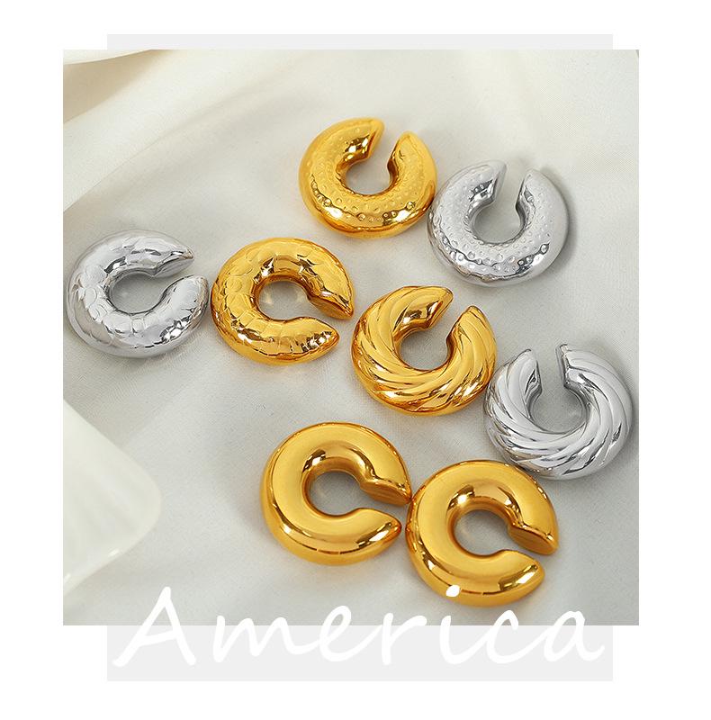 Стильный текстурированный кафф на ухо с золотым покрытием для женщин - Титановая сталь, Непирсинговый, Элегантный офисный аксессуар