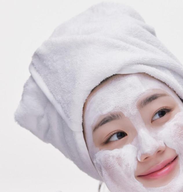 Deep Pore Enzyme Powder Cleanser for Clear & Smooth Skin