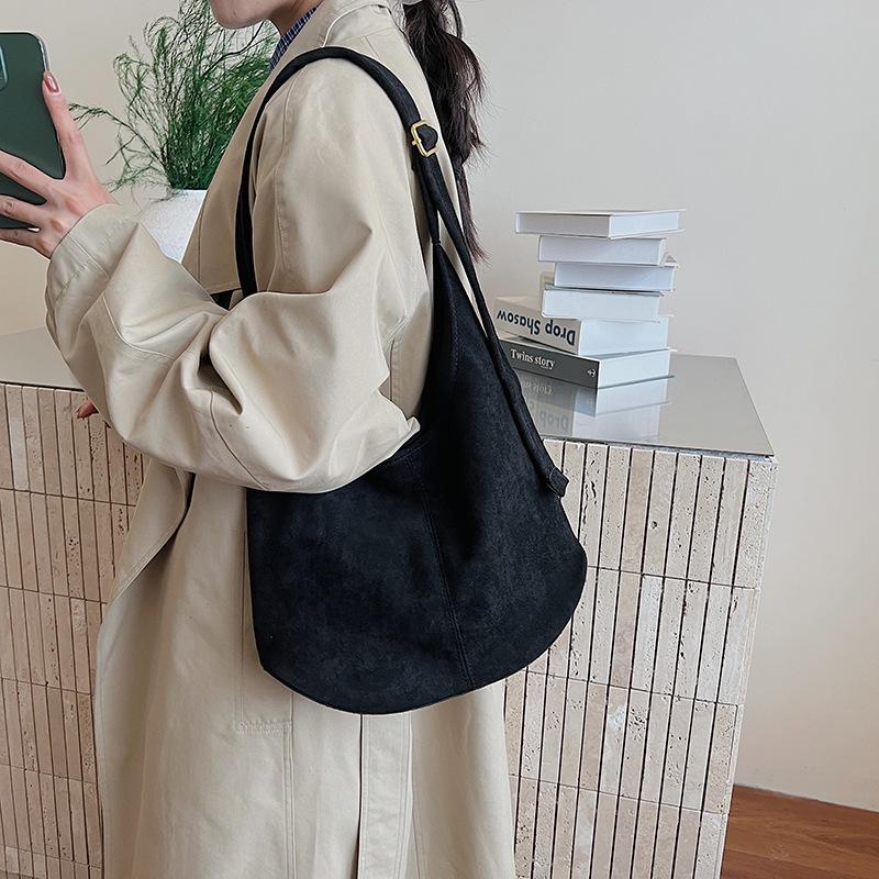 Suede Bag Women's Large Capacity Autumn and Winter Casual Shoulder Messenger Bag Commuter Tote Bag