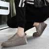МодаНовое поступление мужские повседневные кроссовки из говяжьей замши дышащие универсальные мужские кроссовки для скейтбординга люксовый бренд мужские удобные вулканизированные туфли
