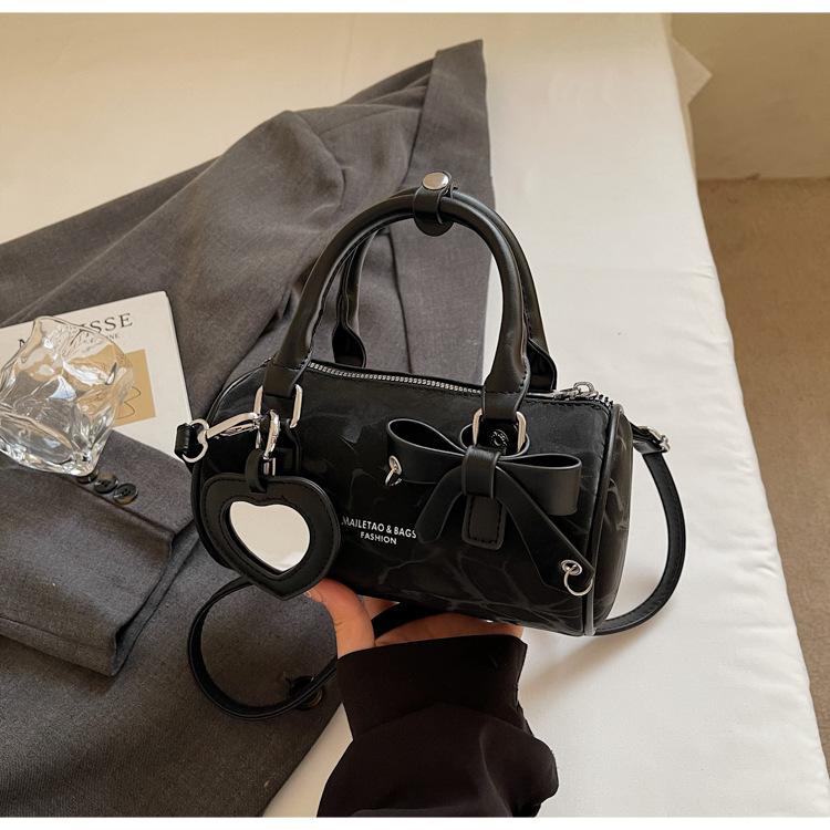 Handbag Women's 2025 New Trendy Fashion Bow Pillow Bag Super Fire Versatile Shoulder Bag Crossbody Cylinder Bag
