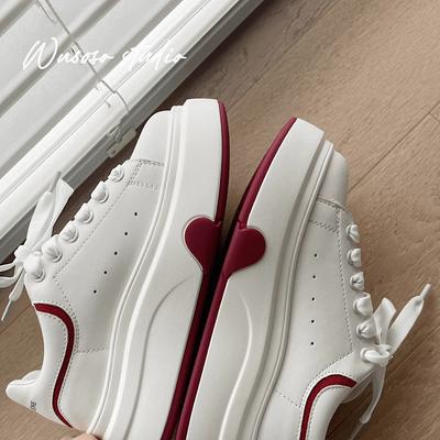 Guyun Shu Little White Shoes Women's 2025 Spring New Tights Muffin Shoes с толстой подошвой Универсальная спортивная повседневная обувь Обувь для скейтбординга Одиночные туфли для женщин