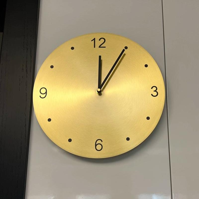 Nordic Aesthetic Metal Wall Clocks Minimalism Clock Watch for Living Room Clock Unique Modern Mechanism Silent Creative Decoration for Bedroom