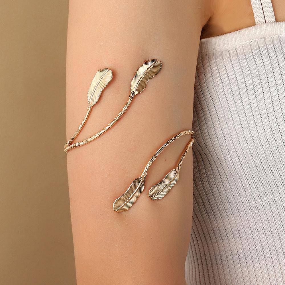 Popular Accessories Hollow Out Geometric Pattern Bracelet Leaf Butterfly Arm Chain