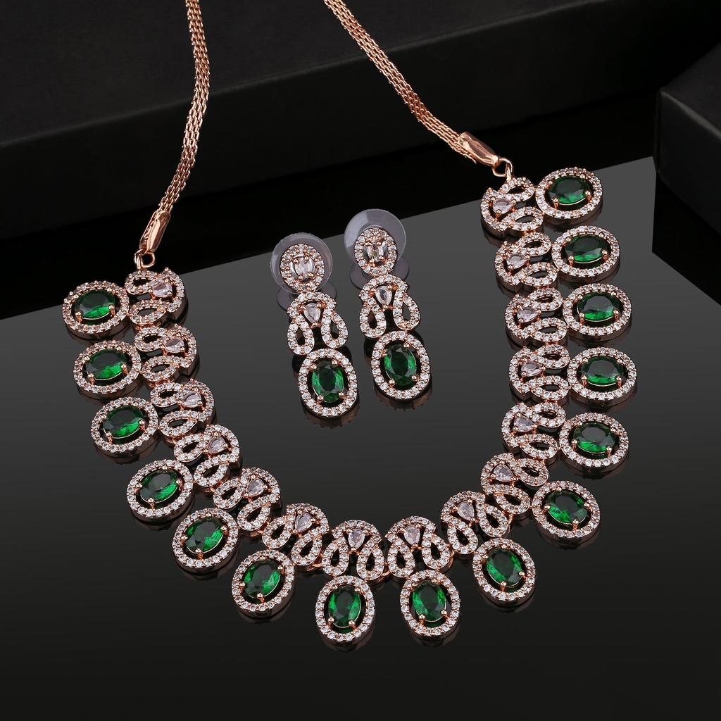 Комплект женского сверкающего колье Estele из розового золота с CZ и зелеными кристаллами