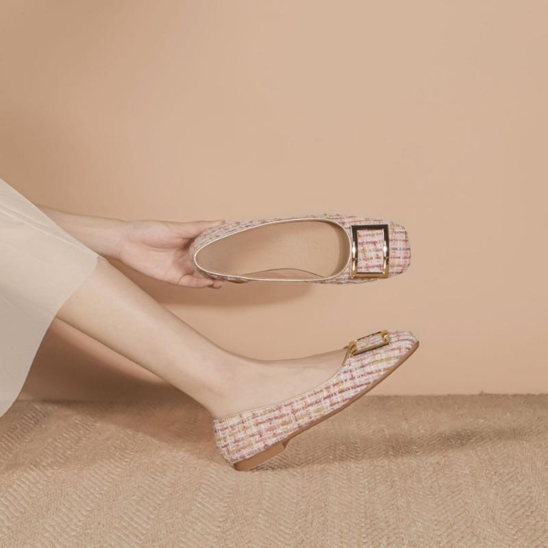 Мягкая подошва, не вызывающая усталости, женская обувь, удобная и универсальная, плоская обувь, квадратная пряжка, повседневная универсальная обувь, толстые каблуки, одинарные туфли