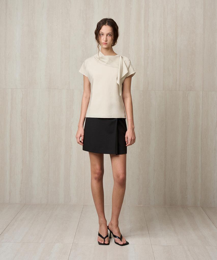 RE RHEE Scarf-Detail Blouse Milk Tea