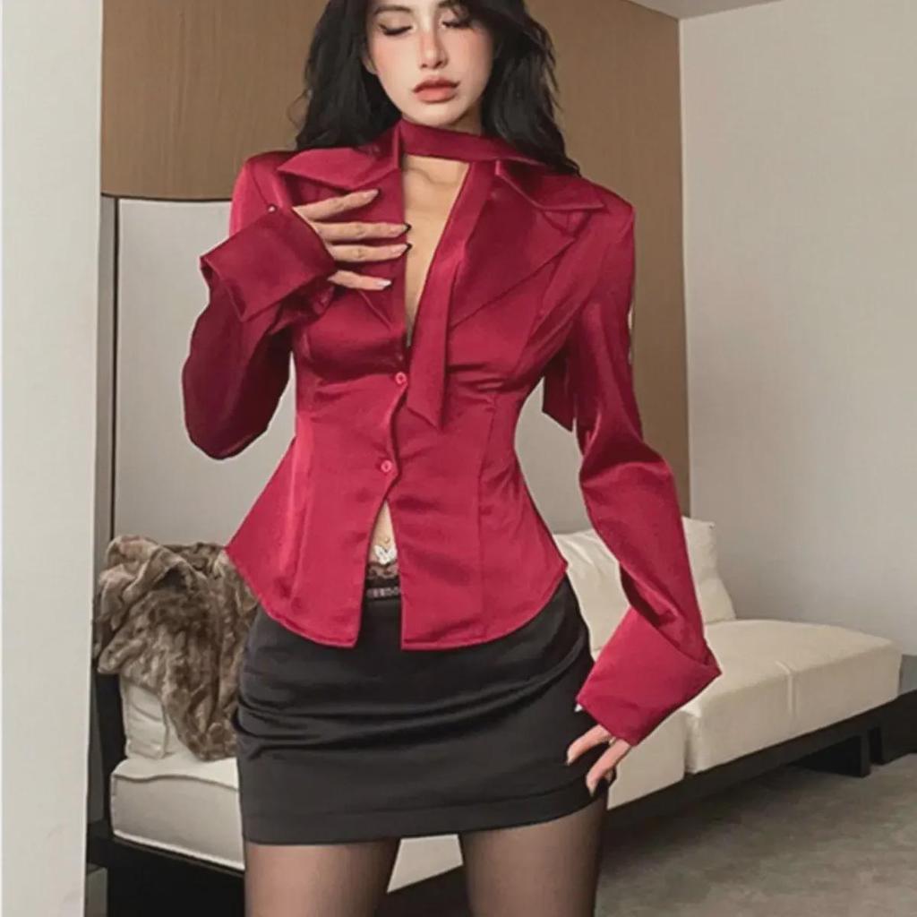 Женская рубашка с воротником из атласной ленты — весна 2024 г. Стиль французский шик