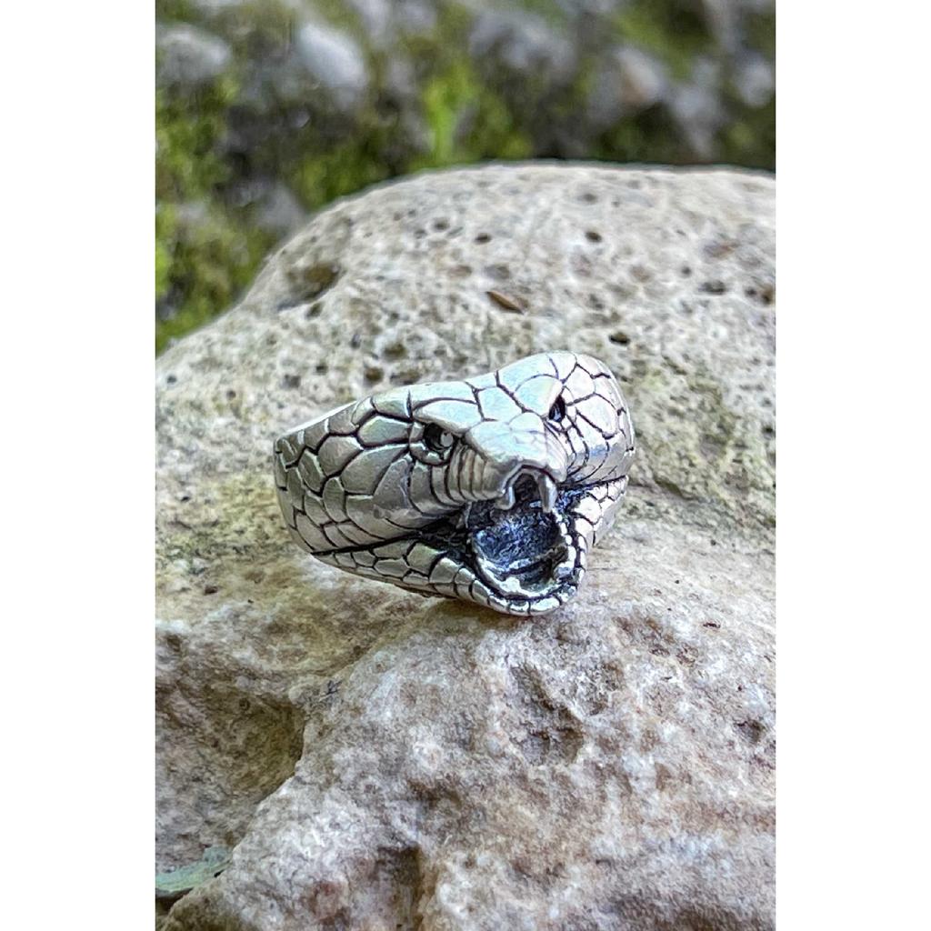 Модель головы змеи кобры, регулируемое посеребренное кольцо