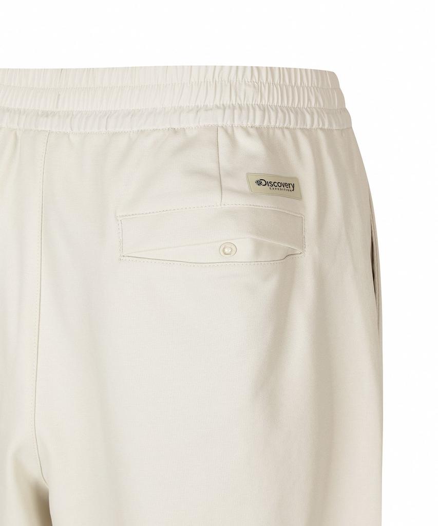DISCOVERY EXPEDITION Women'S Freshvent Knit Training Shorts (Ivory)