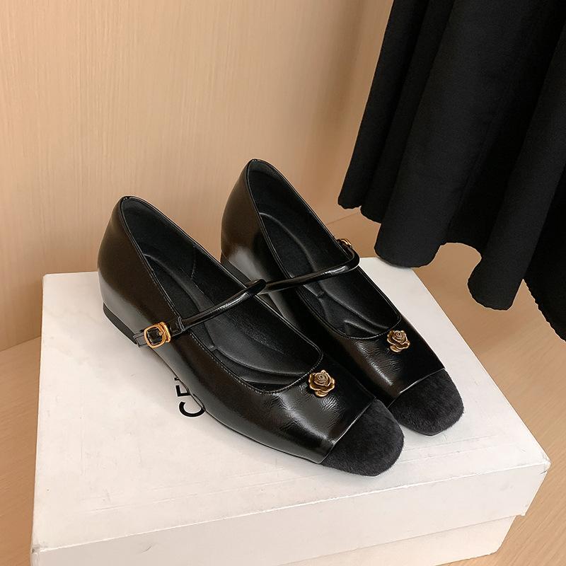 Версия из коровьей кожи, туфли Мэри Джейн на пряжке с увеличением внутренней высоты, женская обувь 2025 весна и осень, новый французский темперамент маленькой феи си