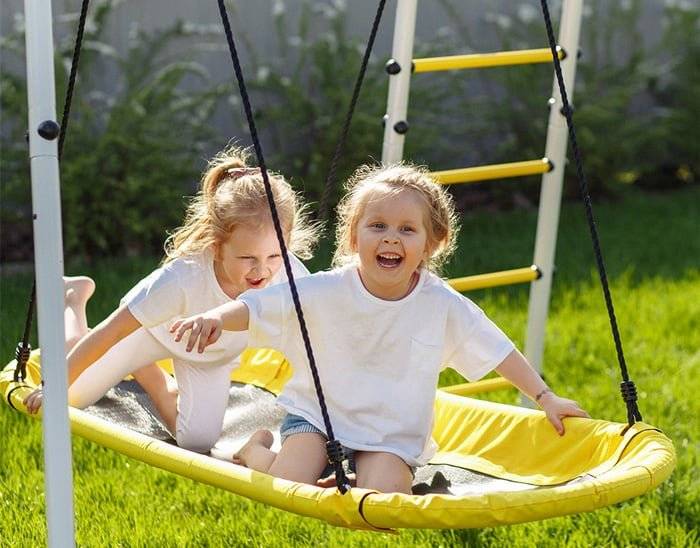 Merry Meadow Garden Playground - Deckchair Swing