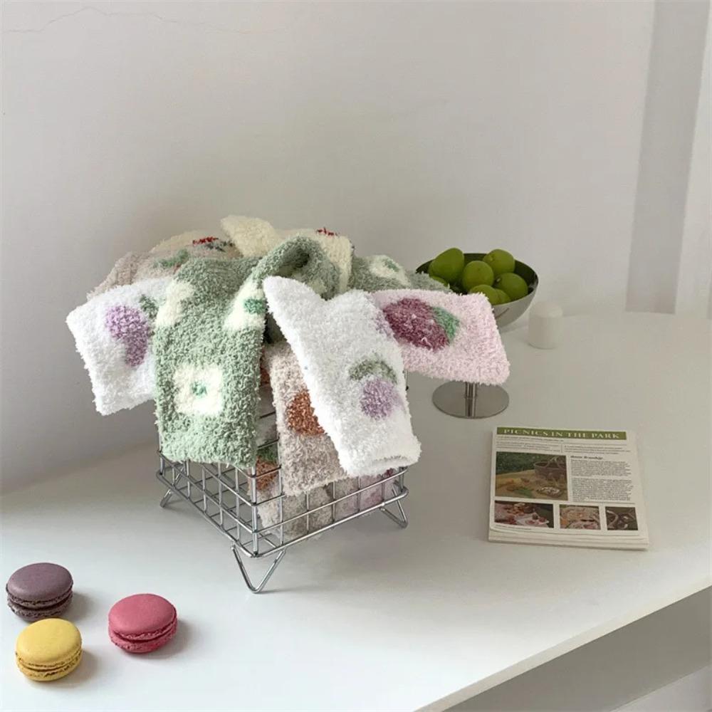 Coral Fleece Coral Velvet Socks Soft Plush Women Socks Warm Mid-tube Socks Winter