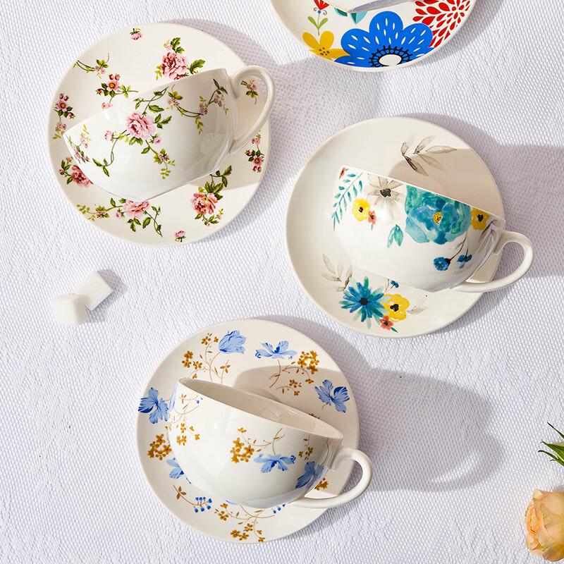 Jingxun Floral Ceramic Stacking Teapot & Cup Set