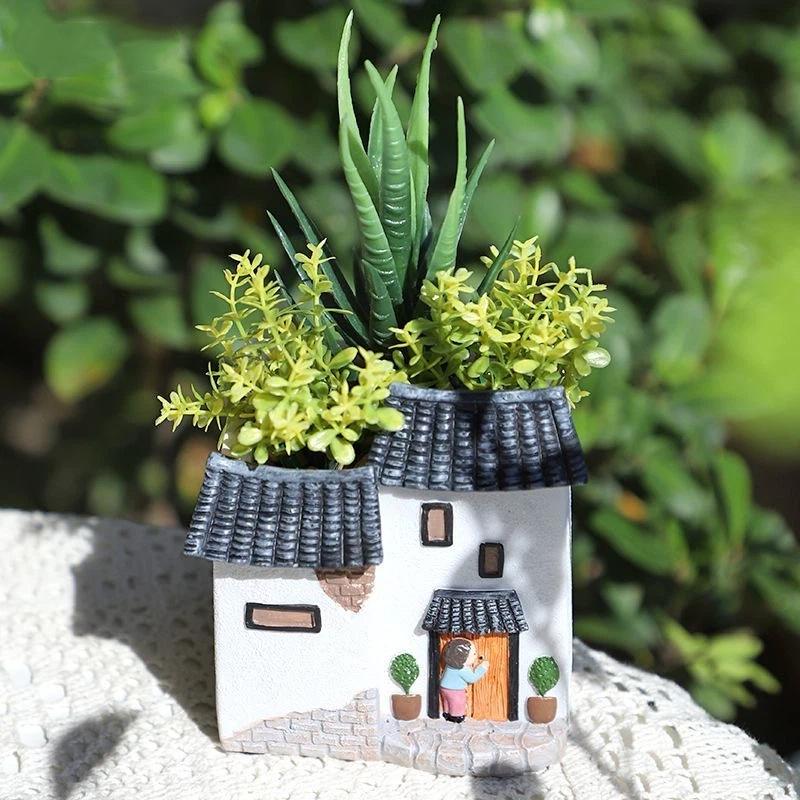 Rustic Resin House Succulent Planter Desktop Decoration Ornament