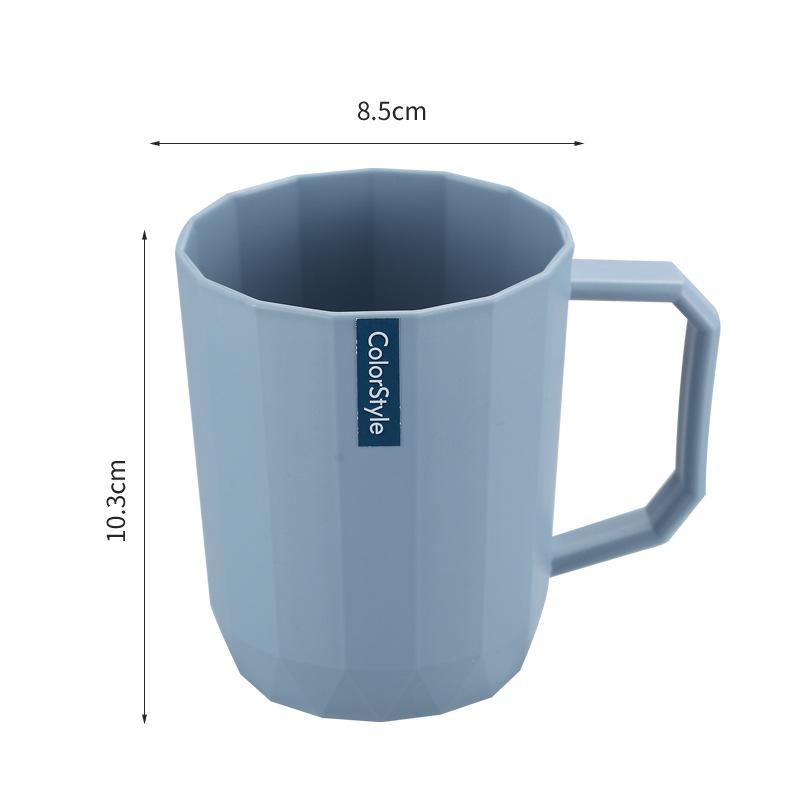 Детские парные стаканчики для полоскания рта для студентов в высококлассном отеле