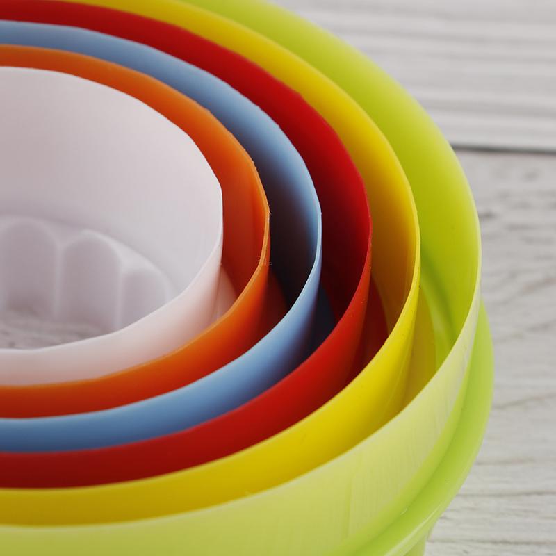 6Pcs Round/Flower Shaped Dough Cutting Tool Kitchen Gadgets Dumplings Cutter