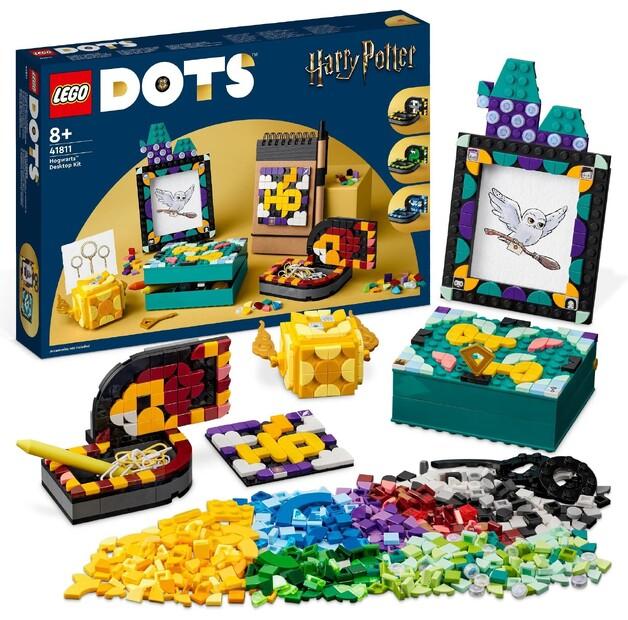 Конструктор LEGO DOTS 41811 Набор для стола Хогвартса