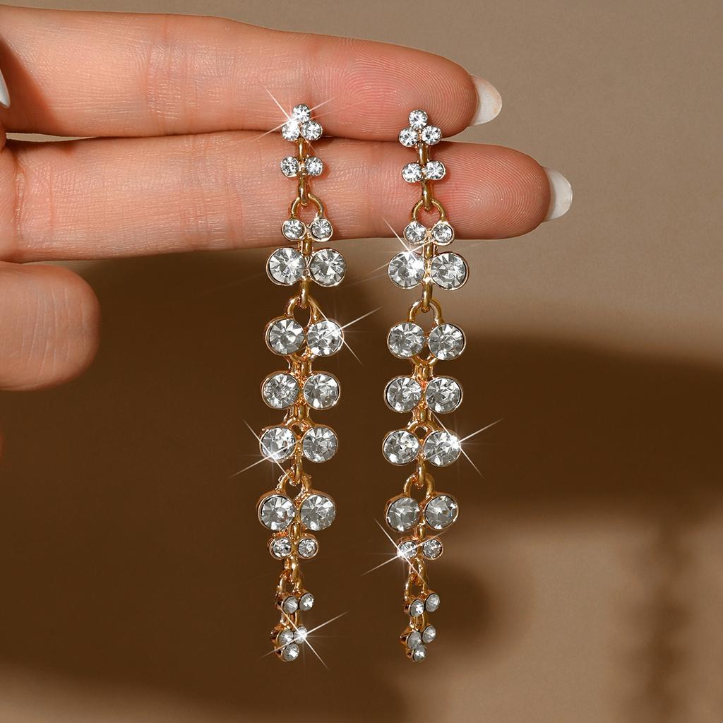Cross border new irregular round rhinestone tassel earrings French light luxury earrings high-end minimalist commuting