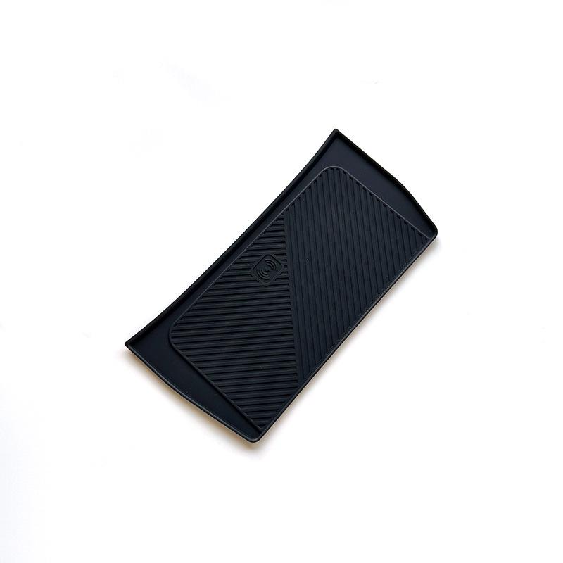 Силиконовый коврик для беспроводной зарядки Volvo XC60: Пылезащитный, Нескользящий Органайзер для Модификации Центральной Консоли, Подходит для 26 Моделей