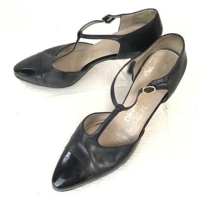 Италия Босоножки с острым носком и ремешком Женские 8C 24.5-25.0 Черный(ИСПОЛЬЗОВАЛ)