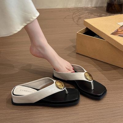 Женская обувь – Сандалии