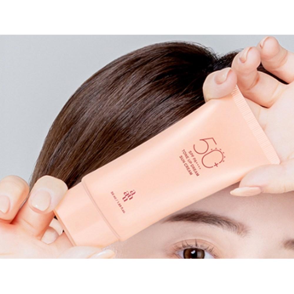 auau Солнцезащитный крем для выравнивания тона Dream SPF50+ PA++++, 50 мл, 1 шт.?