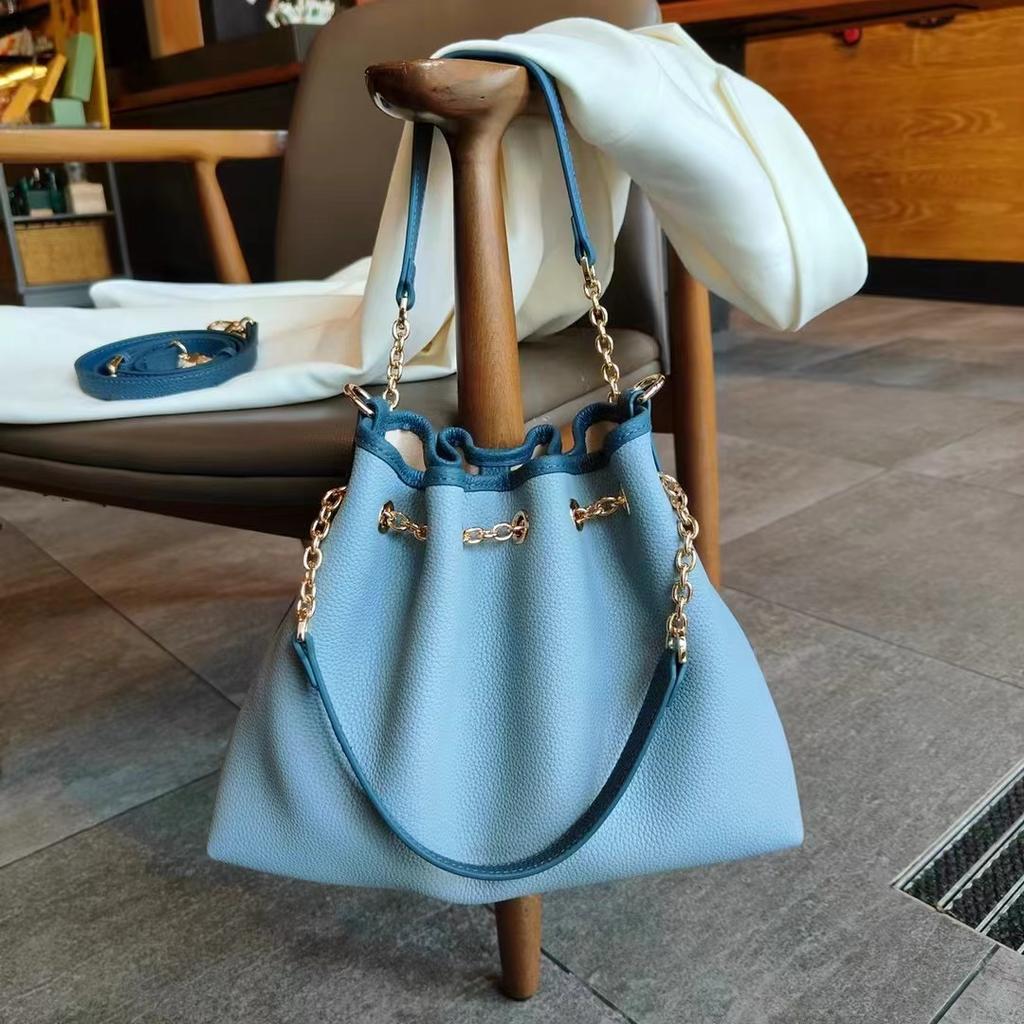 Cross Border Натуральная кожа Женская сумка через плечо Сумка 2025 Новая женская сумка-тоут Большая вместимость Высококачественная мягкая кожаная сумка-ведро Тенденция