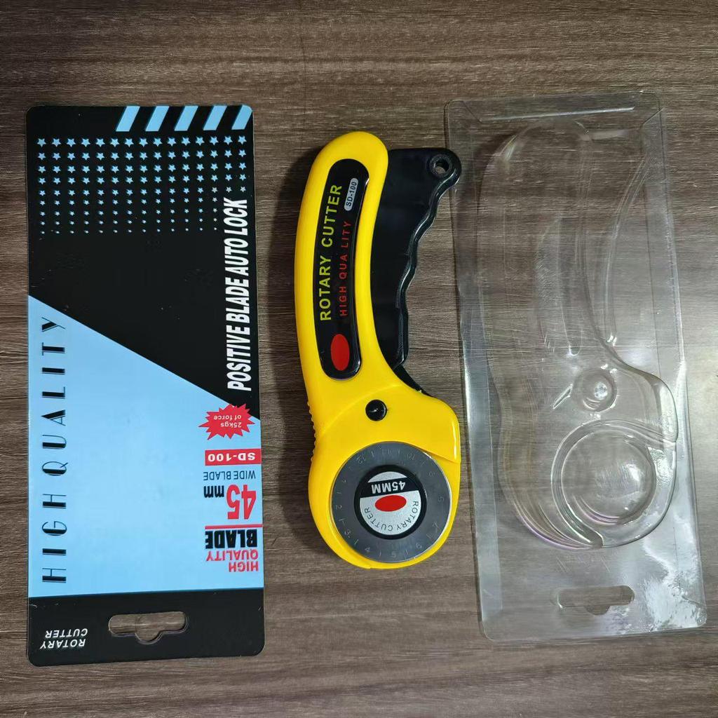 45-миллиметровый ротационный нож для резки ткани и кожи с ручкой