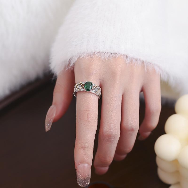 S925 Sterling Silver Emerald Diamond Ring Women'S Medieval Lace Electroplated Gold Light Luxury Open Index Finger Ring Retro Style
