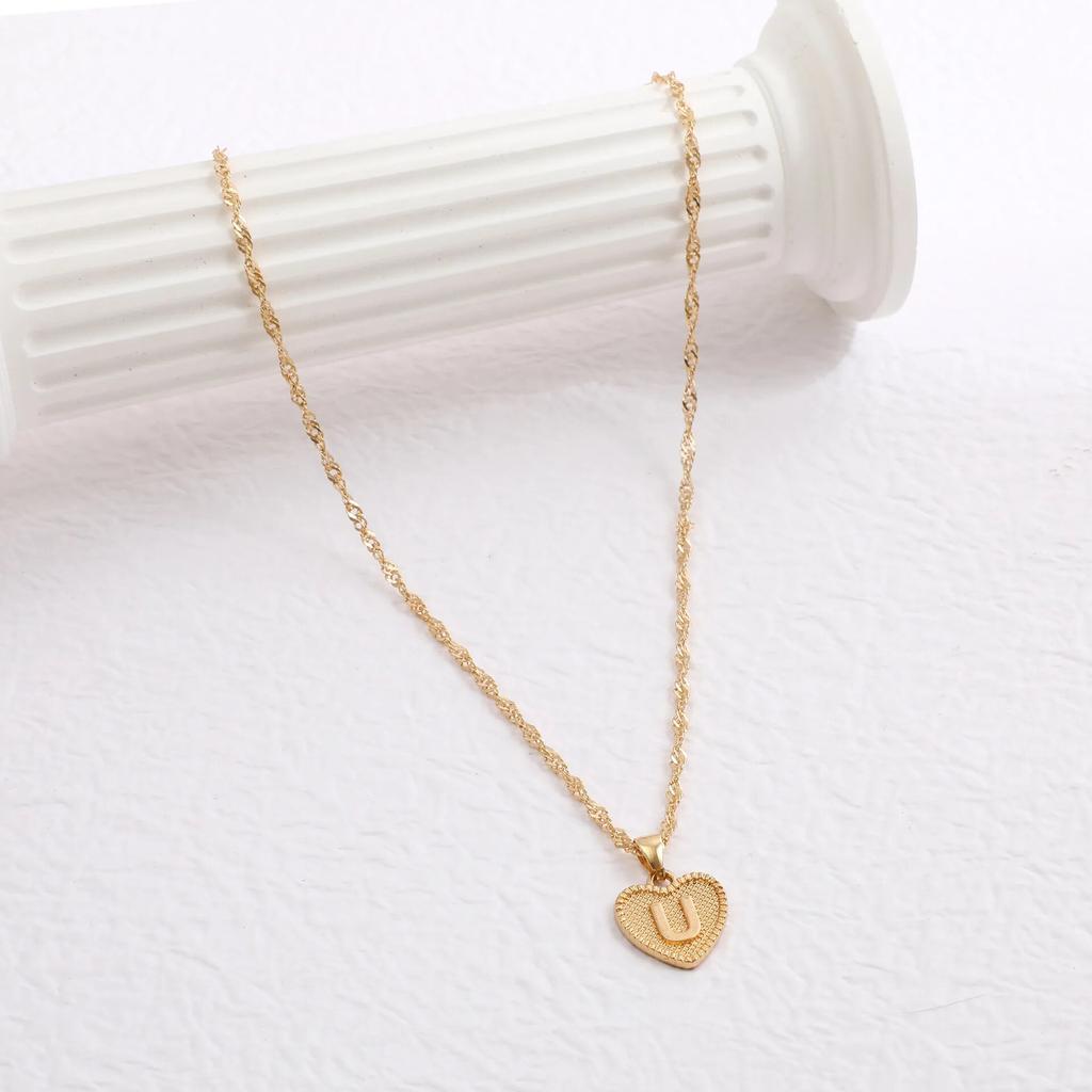 A-Z 26 Initials Name Necklaces Heart Pendant Letter Alphabets Necklace for Women 2023 Female Choker Chains Jewelry Trendy Gifts