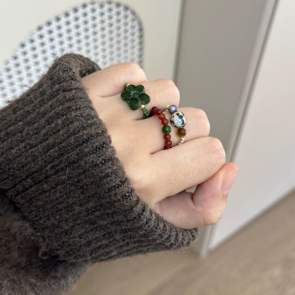 Цветное хрустальное кольцо с бисером, нишевый дизайн, чувство высокого класса, кольцо на палец, темперамент легкой роскоши, универсальные кольца-аксессуары