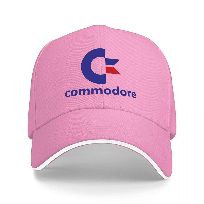 Кепка с логотипом Commodore Классическая черная кепка с сине-красным гербом Стильный дизайн для фанатов и повседневной носки